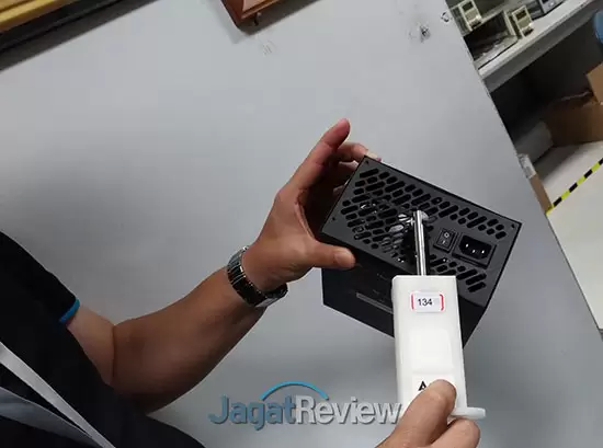 Kunjungan Headquarter FSP: Mengintip Laboratorium Security Regulation Departments 10 P 20180424 101235 vHDR Auto