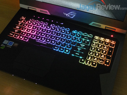 Review Notebook Gaming: ASUS ROG G703VI 18 ASUS G703VI Keyboard Backlit