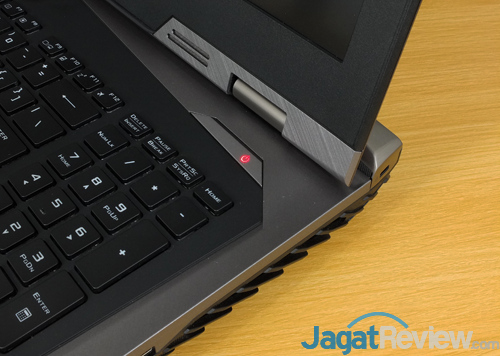 Review Notebook Gaming: ASUS ROG G703VI 16 ASUS G703VI Power Button