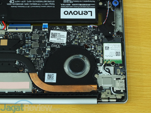 Review Notebook AMD Ryzen: Lenovo IdeaPad 720S-13ARR 19 Lenovo IP 720S 13ARR Fan 01