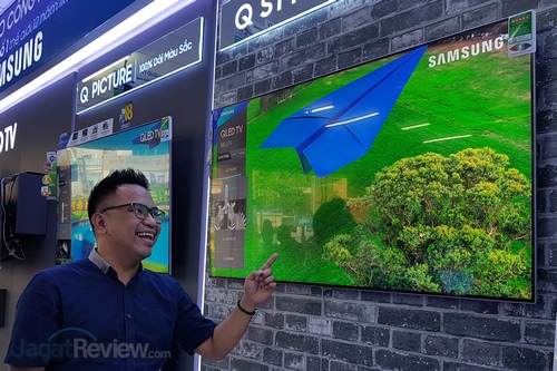 Samsung QLED TV 2018 01