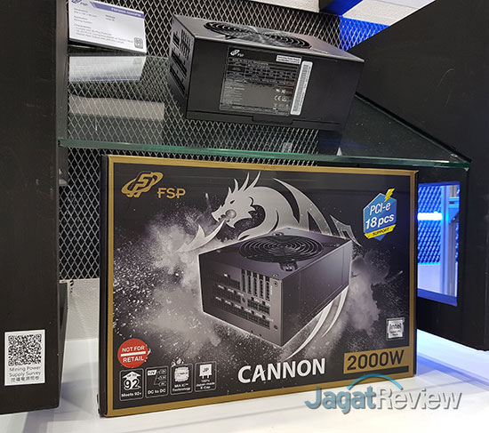 Booth Raid Computex 2018: FSP 3 20180606 170028