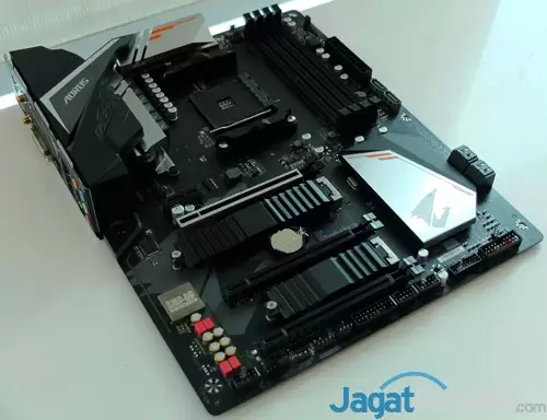 Hands-On Motherboard AMD Ryzen: Gigabyte B450 Aorus Pro WIFI 41 Computex 2018 Gigabyte B450 Aorus Pro Wifi 02