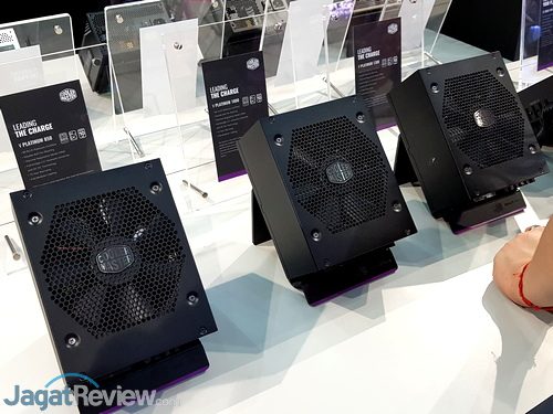Booth Raid Computex 2018: Cooler Master 3 Cooler Master V Platinum
