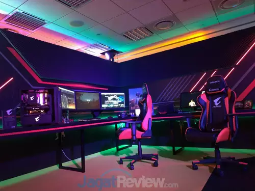Gigabyte di Computex 2019 4 Gigabyte Aorus Gamer Room Concept 01