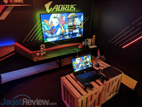 Gigabyte di Computex 2019 5 Gigabyte Aorus Gamer Room Concept 11