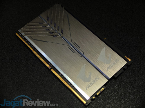 Gigabyte Aorus Pamerkan Produk Memory/RAM Pertama Mereka 4 Gigabyte Aorus RAM 03