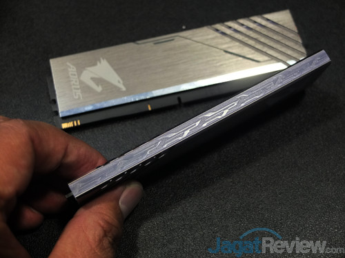 Gigabyte Aorus Pamerkan Produk Memory/RAM Pertama Mereka 3 Gigabyte Aorus RAM 04