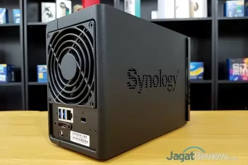 Hands-On Review NAS Synology DS218+ & HDD Seagate IronWolf 12 TB 11 Synology DS218 11