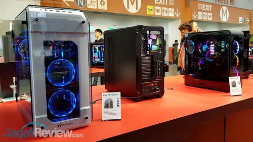 Booth Raid Computex 2018: Thermaltake 6 Thermaltake View 71 TG Snow