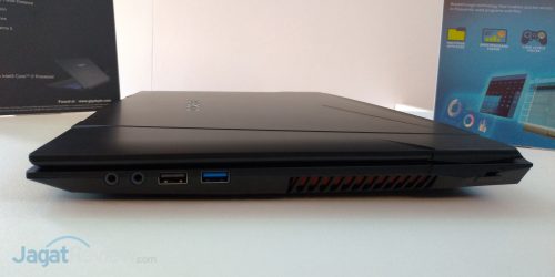 Hands-On Gigabyte Sabre 15, Laptop Gaming Terjangkau Dengan Spek Memukau 7 right side sabre 15