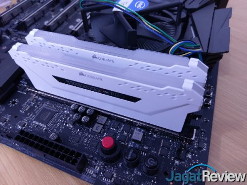Review RAM Corsair Vengeance RGB Pro DDR4-3200 16GB Kit (2x 8GB) 10 2 9s