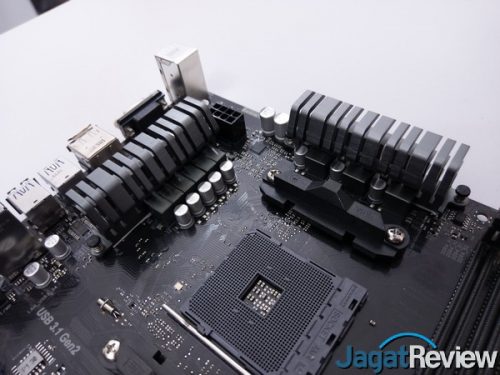 Hands-On Motherboard ASRock B450 Pro4 1 2 1
