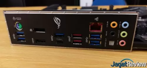 Hands-On Motherboard ASUS ROG STRIX X470-F Gaming 13 2 17s