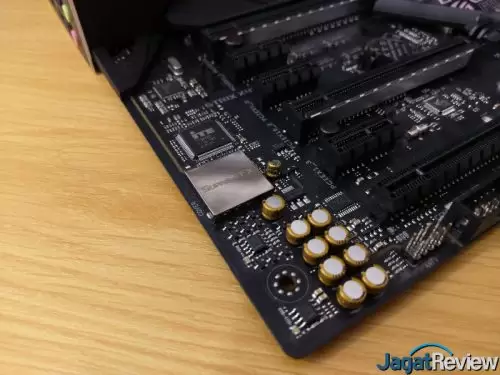 Hands-On Motherboard ASUS ROG STRIX X470-F Gaming 14 2 18s