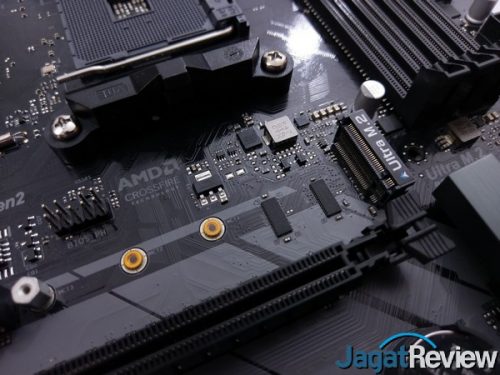 Hands-On Motherboard ASRock B450 Pro4 8 2 8