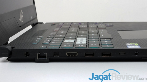 Review Notebook Gaming: ASUS ROG STRIX GL504GS Scar II 9 ASUS ROG GL504GS Connectors Left