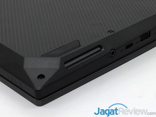 Review Notebook Gaming: ASUS ROG STRIX GL504GS Scar II 38 ASUS ROG GL504GS Speaker Left