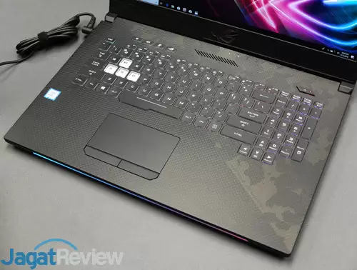 Hands-On ASUS ROG Strix GL704 Scar II - Gaming Lebih Puas dengan Layar Besar 5 ASUS ROG GL704 03