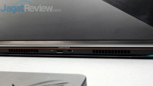 Hands-On Laptop Gaming Super Tipis - ASUS ROG Zephyrus S GX531 10 ASUS ROG Zephyrus S GX531 09