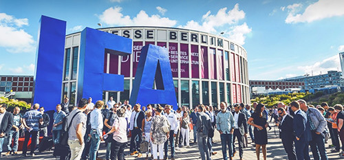 Lenovo di IFA 2018: Kenalkan Laptop Yoga  IFA Official