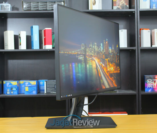 Hands-On Review Monitor: ViewSonic VP3268-4K 6 IMG 9522