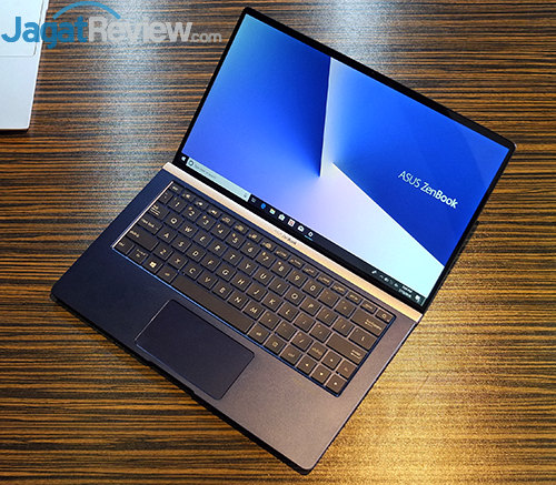 ASUS ZenBook 2018 - Lebih Kencang dan Canggih dengan Bodi Makin Ramping 14 ASUS ZenBook 13 UX333FN 01