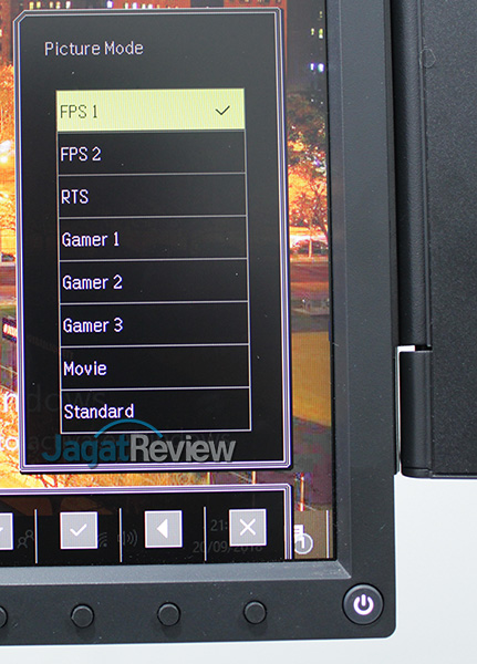 Hands-On Review Monitor 240Hz: BenQ-Zowie XL2546 Monitor Gaming 4 IMG 7981