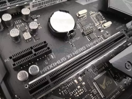 Hands-On: Motherboard ASUS ROG Maximus XI Hero 1 27s