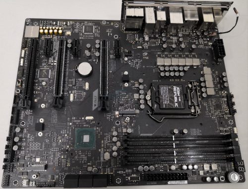 Hands-On: Motherboard ASUS ROG Maximus XI Hero 21 56s