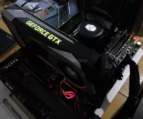 Hands-On: Motherboard ASUS ROG Maximus XI Hero 8 65s