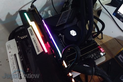 RAM di Core i9-9900K: DDR4-2666 vs DDR4-3600 3 Review Core i9 9900K 05