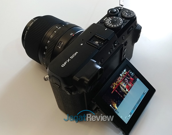 Lebih Compact dan Ringan, Fujifilm Resmi Hadirkan GFX 50R 60 GFX 50R 04