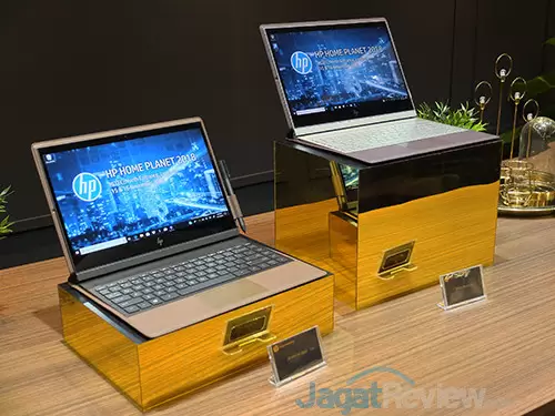 HP Home Planet 2018 – Mengintip Laptop/PC Unik dengan Bodi Kulit Asli 6 HHP2018 HP Spectre Folio 13 01