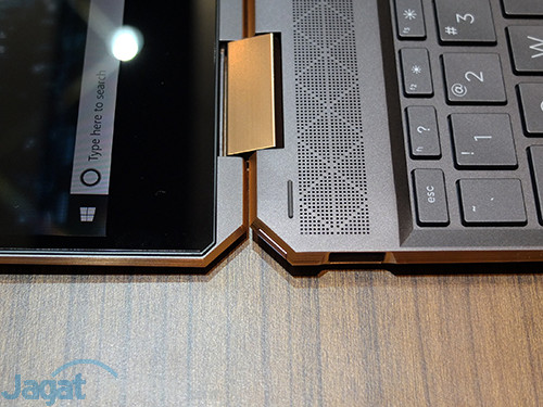 HP Home Planet 2018 - Laptop Spectre x360 2018 yang Makin Keren dan Kencang 4 HHP2018 HP Spectre x360 03