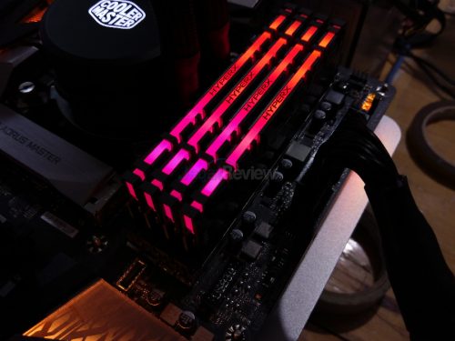 Review RAM HyperX Predator RGB DDR4-3200 32GB Kit (4x 8GB) 7 IMAG2052s