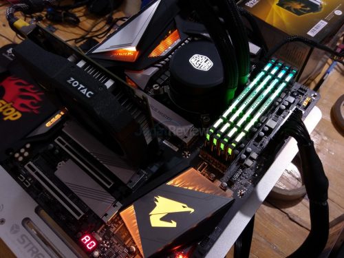 Review RAM HyperX Predator RGB DDR4-3200 32GB Kit (4x 8GB) 3 IMAG2054