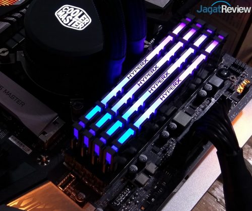 Review RAM HyperX Predator RGB DDR4-3200 32GB Kit (4x 8GB) 18 IMAG2060