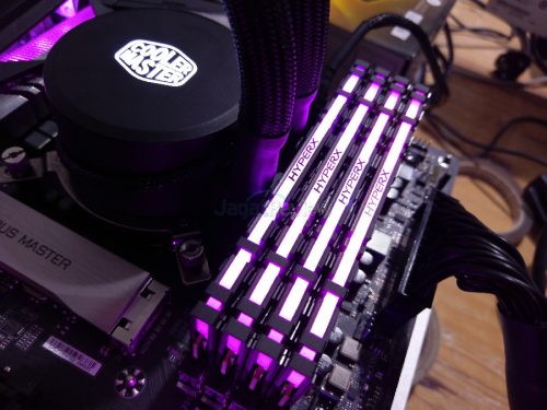 Review RAM HyperX Predator RGB DDR4-3200 32GB Kit (4x 8GB) 5 IMAG2068s