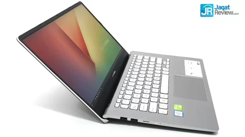 Video Review ASUS Vivobook S14 S430UN 1 Screenshot 245R