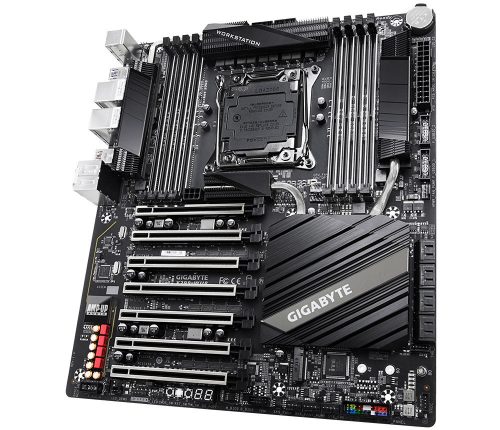 Gigabyte Hadirkan Motherboard X299-WU8 Dengan Dua PLX Chip 3 X8XLIuTUUA8uci3D