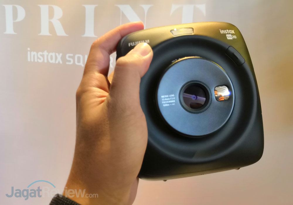 Fujifillm Luncurkan Kamera Instax Terbaru, instax SQUARE SQ20 43 instax Square fuji
