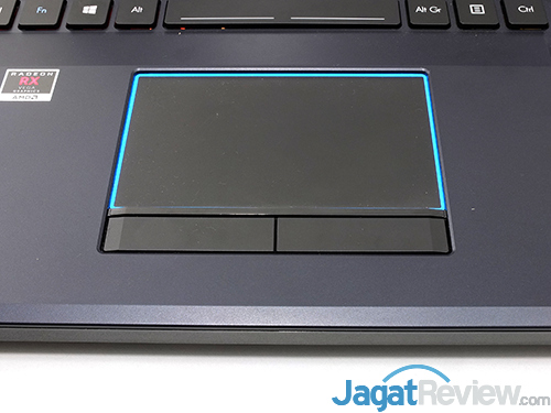 Review Notebook Gaming AMD Ryzen: Acer Predator Helios 500 (PH517-61) 18 Acer Predator Helios 500 AMD TouchPad