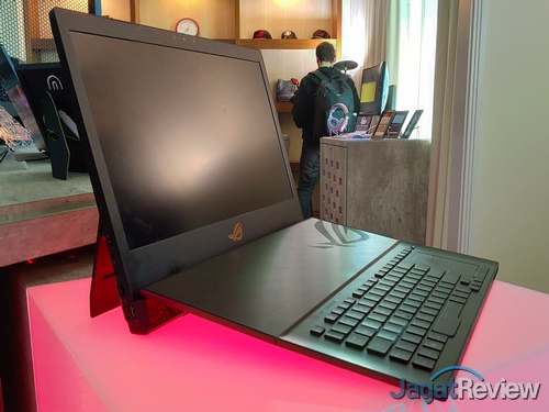 ASUS di CES 2019: PC  ASUS 11