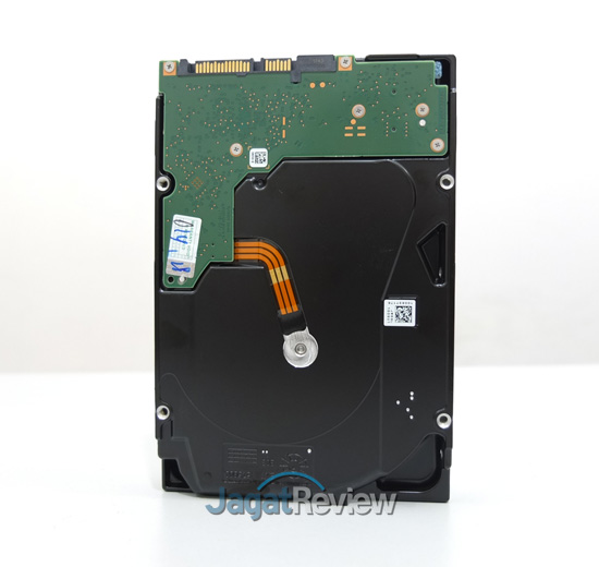 Review Storage: Seagate BarraCuda Pro 14 TB 6 DSCF8289