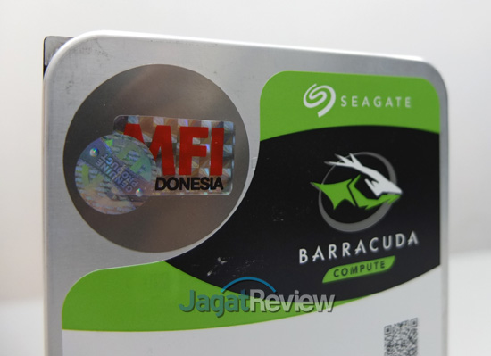 Review Storage: Seagate BarraCuda Pro 14 TB 3 DSCF8296