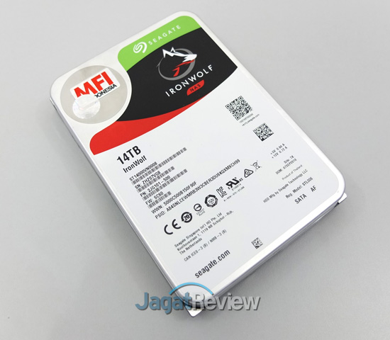 Review Storage: HDD Seagate IronWolf 14TB 54 DSCF8366