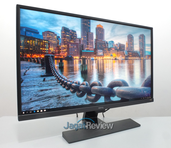 Hands-On Review Gaming Monitor 4K HDR: BenQ EW3270U 46 DSCF8865