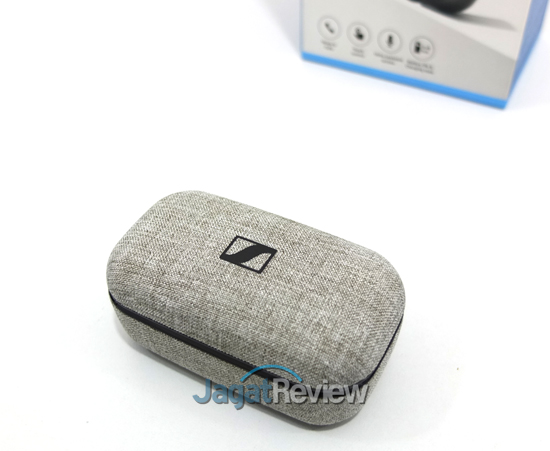 Hands-On Review Headset: Sennheiser Momentum True Wireless 8 DSCF9089