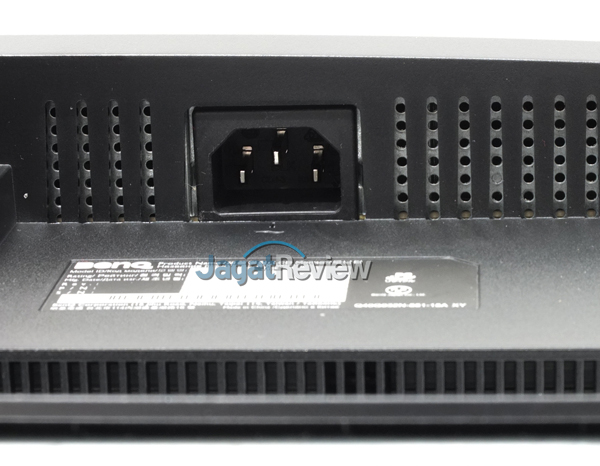 Hands-On Review Gaming Monitor 4K HDR: BenQ EW3270U 15 Power Port